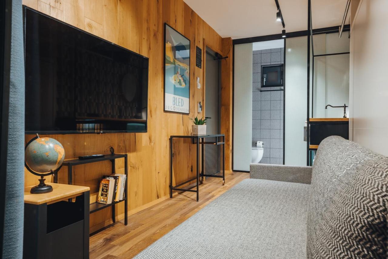 City Glamping By One66 Hotel Laibach Exterior foto