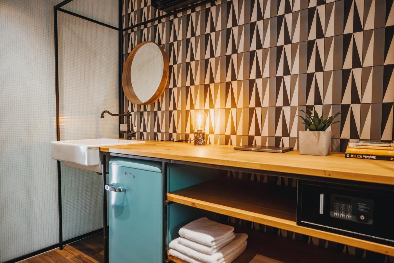 City Glamping By One66 Hotel Laibach Exterior foto